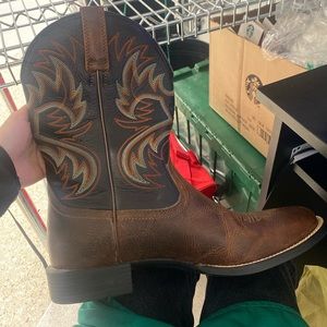 ariat cowboy boots size 13